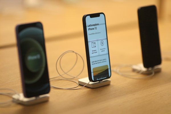 Apple sorprende en resultados: Ventas del iPhone suben casi 50% y otras líneas más de 12%