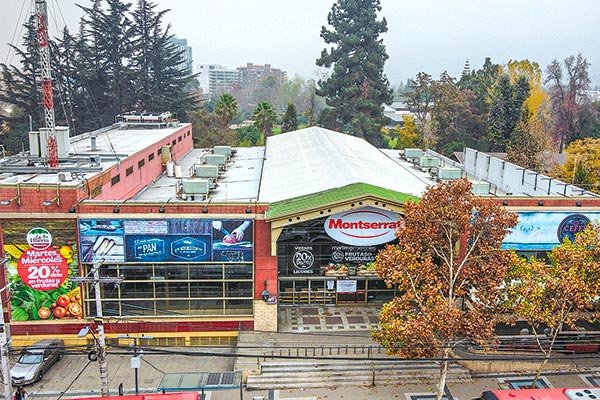 SMU apuesta al crecimiento y arrendará la mayoría de los locales donde operaba Montserrat