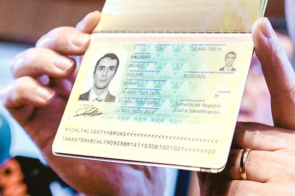 Precios de cédulas y de pasaportes podrían caer a menos de la mitad tras resultados de licitación