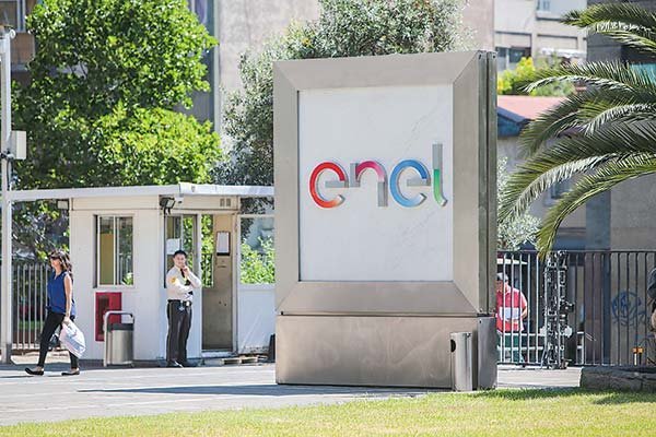 Hidrología más seca y menor disponibilidad de gas llevan a Enel Chile a ajustar sus proyecciones para el año