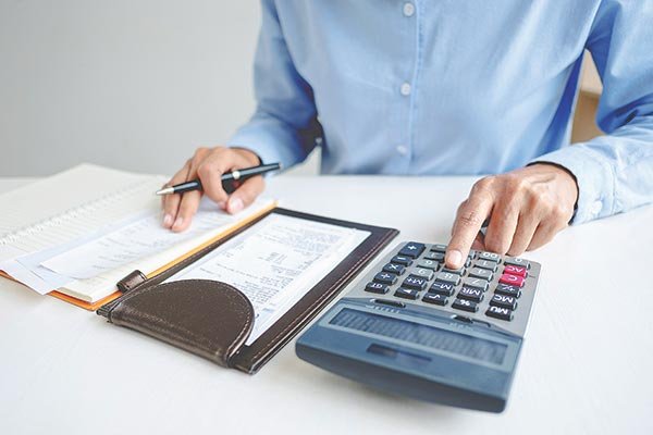 Recaudación por impuesto corporativo en Chile supera promedio OCDE y proporción al PIB es mayor que en Canadá, Francia y EEUU