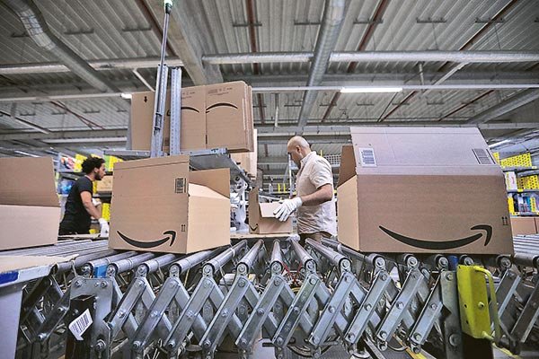 Amazon decepciona con señales de desaceleración en ventas