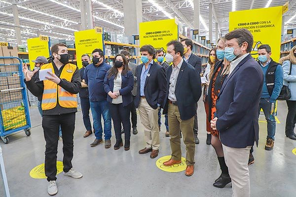 Mercado Libre y su nuevo centro en Colina: “Es la armonía perfecta entre personas y tecnologías”