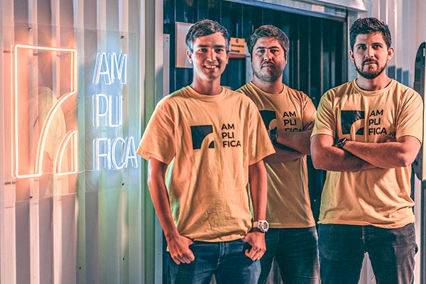 Los planes de la startup Amplifica para crecer con su red de dark stores en Santiago y regiones