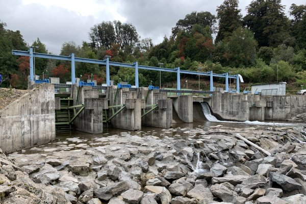 La canadiense que compró eléctrica ligada a Juan Claro ahora adquiere planta hidroeléctrica en Los Ríos