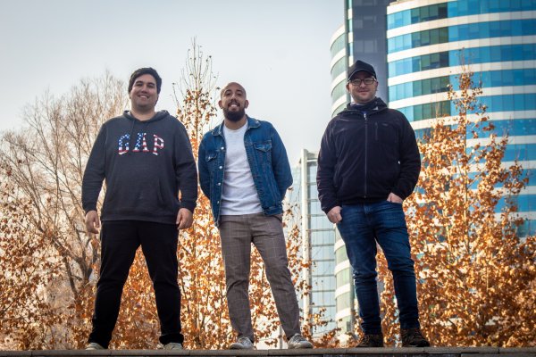 <p>Gianfranco Mignanelli (COO), Ignacio Ramírez (CEO) y Sebastián Cornejo (CTO) de Perk.</p>