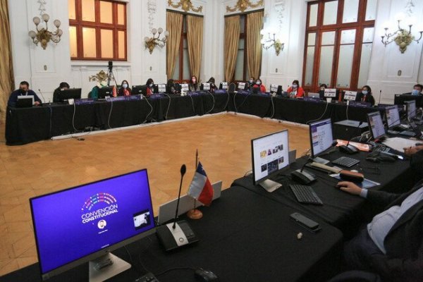 Convención: acuerdan generar iniciativa popular de normas constitucionales