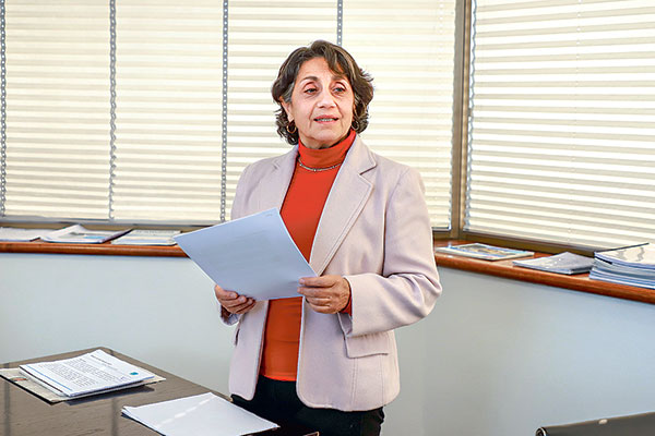 Sanitarias estiman cuántas familias tienen cuatro o más cuentas impagas