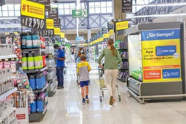 Caso en la venta de pollos en supermercados: Walmart se resta de acuerdo compensatorio con el Sernac