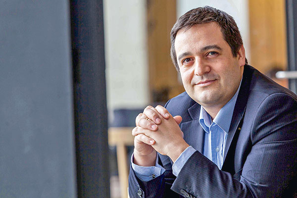 Álvaro Ossa director de Transferencia y Desarrollo de la UC: “El rol del Estado debe ser clave y permanente en todas las fases del emprendimiento basado en ciencia”