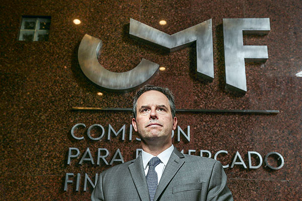 CMF alerta sobre el retiro de fondos: efecto en las aseguradoras por anticipo de rentas vitalicias sería de US$ 2.000 millones