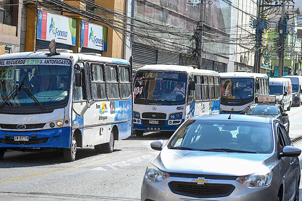 Licitan operación de buses eléctricos en Antofagasta: firmas de Santiago se van a competir a regiones