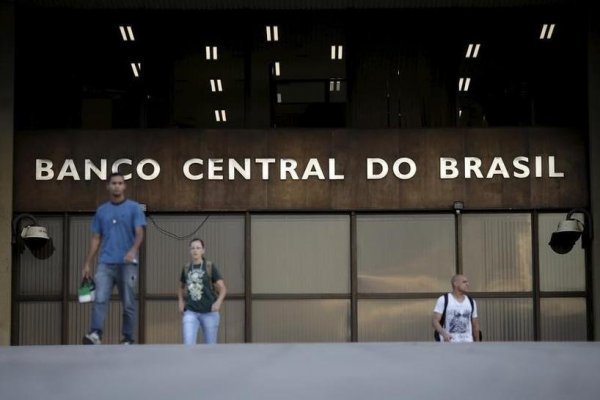 Máximo tribunal de Brasil defiende autonomía del banco central en medio de una creciente inflación