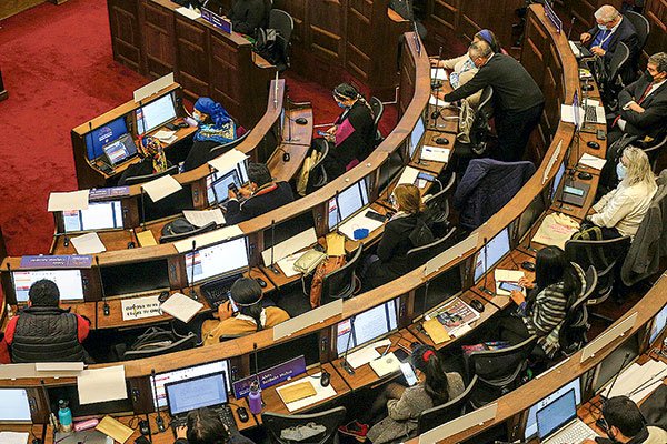 Plebiscito dirimente: Nueva propuesta toma fuerza en la Convención Constitucional