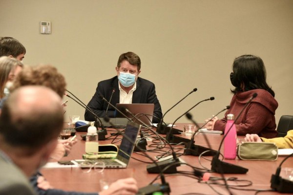 Gobernación de la RM declara Emergencia Climática y lanza medidas "inmediatas"