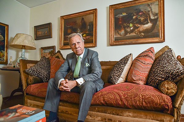 Hernán Felipe Errázuriz deja presidencia de Chilena Consolidada y es reemplazado en directorio por expresidente de AFP Capital