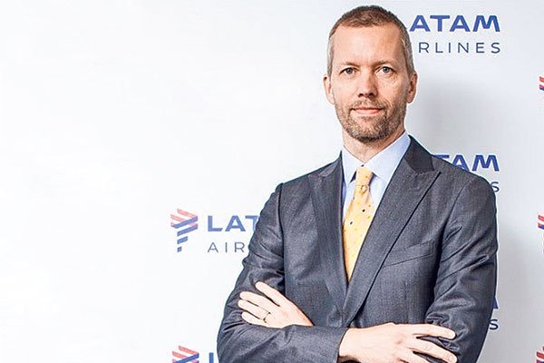 <p>Latam Brasil en picada contra plan de fusión de Azul: "Lo está haciendo para dificultar que salgamos del Capítulo 11"</p>