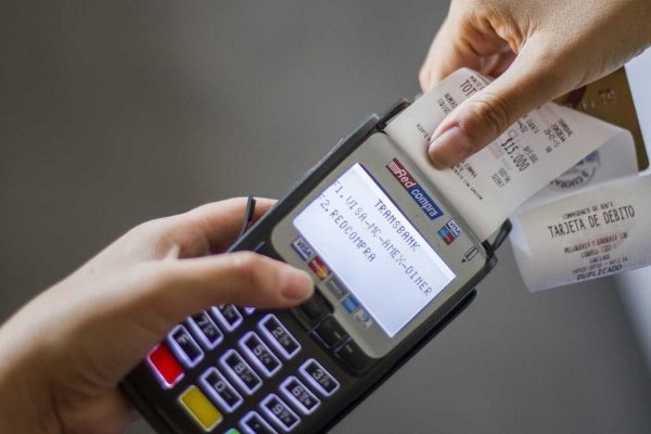<p>Negociación entre Transbank y su sindicato no prospera y a medianoche comienza la huelga</p>