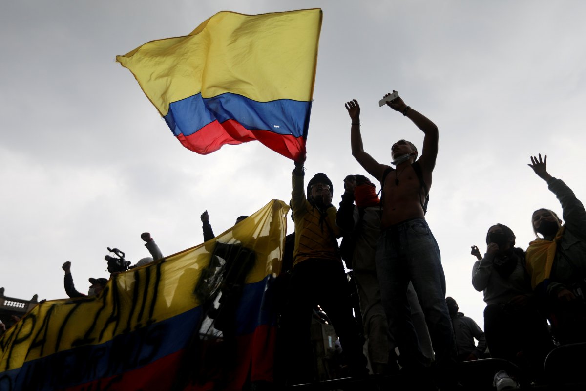 <p>No solo en Chile: las reformas tributarias ganan terreno en América Latina, pese a débil apoyo</p>