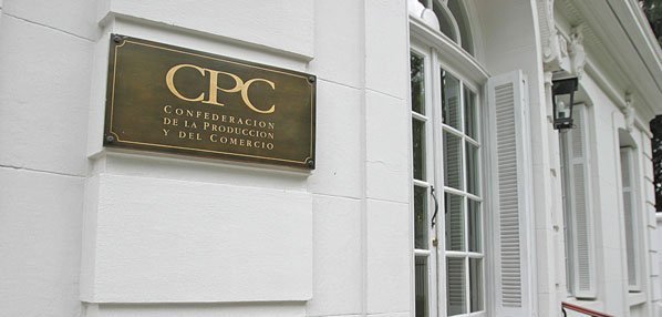 <p>Empresarios piden espacio para participar en el diálogo constitucional</p>