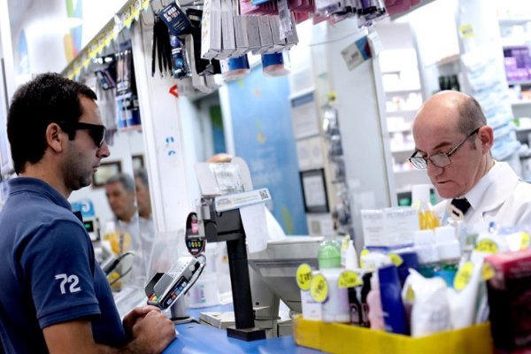 <p>Colusión de los medicamentos: Más de 16 mil personas aún no han cobrado compensación</p>