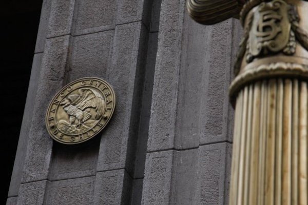 Mercado se cuadra con el ajuste de crecimiento del Banco Central, pero no cree que la inflación llegue tan alta