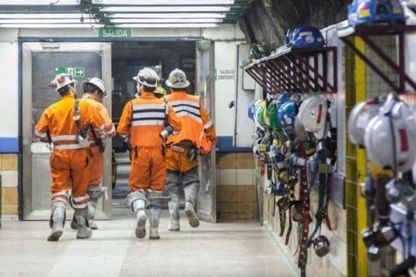 Codelco logra acuerdo con último sindicato de Andina que se mantenía en huelga y BHP votará nueva propuesta