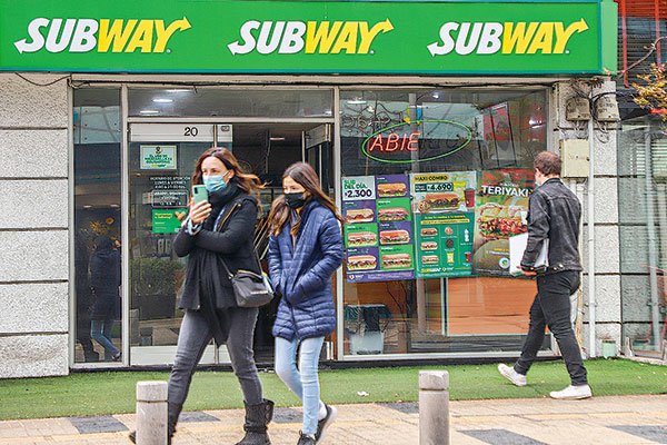 Subway expande canales de ventas en el país y abrirá 15 tiendas más a fin de año