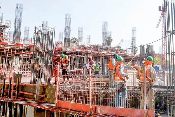 Plan piloto para trabajar 4 días a la semana: diputados de oposición piden a Piñera crear mesa técnica para analizar la fórmula