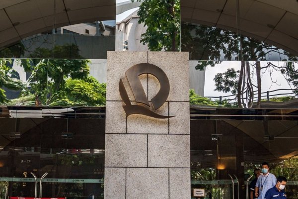China da otra señal de la delicada situación de Evergrande y le avisa a los bancos que no les pagará los intereses la próxima semana