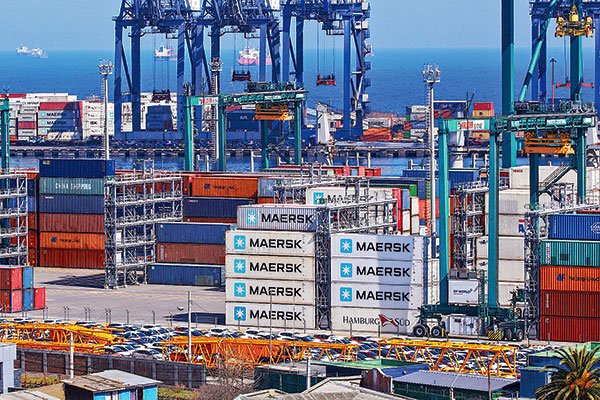 Importaciones desde China aumentaron casi 100% en agosto impulsadas por autos y tecnologías