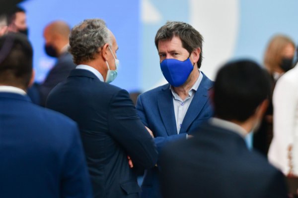 Argentina suma y sigue: ahora renuncia portavoz presidencial, uno de los apuntado por Cristina