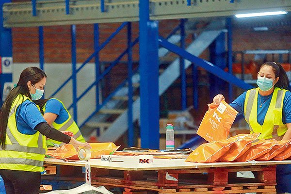 Modificación a sistema de gratificaciones: la estrategia que evalúa el Gobierno para corregir el proyecto en su discusión en el Senado