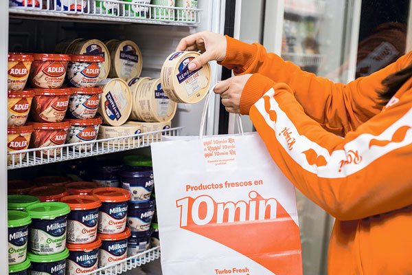 Rappi pone presión a su competencia y repartirá productos frescos en 10 minutos