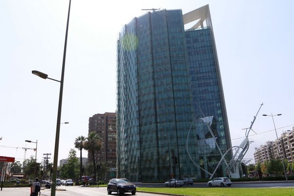 ILC llama a junta extraordinaria de accionistas para aprobar programa de recompra de acciones