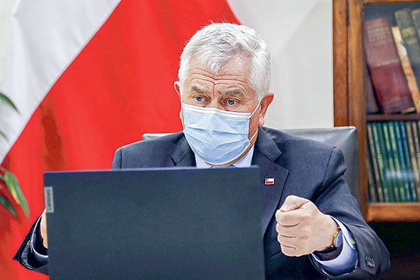 Sinovac podría exportar vacunas a toda la región desde Chile