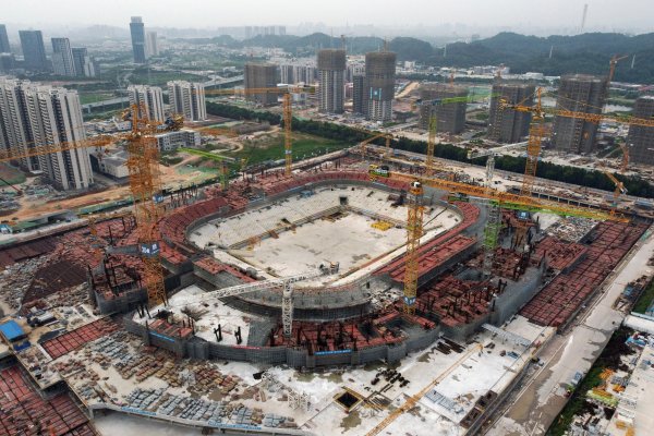 China le estaría pidiendo a las empresas que respalda que compren activos de Evergrande