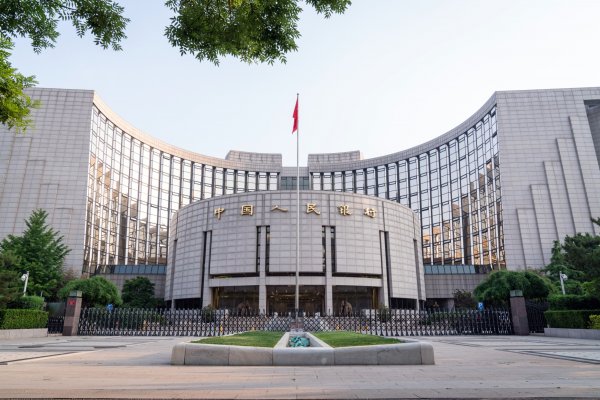 China mantiene funcionando el motor del efectivo en el noveno día consecutivo de inyecciones de liquidez