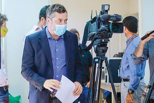 Sichel finalmente reconoce que hizo retiro desde las AFP y propone sacar el 100% si es que nuevo proyecto se aprueba