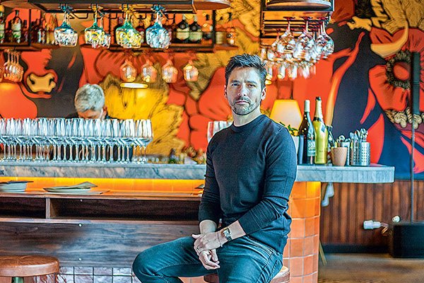 La nueva apuesta gastronómica del “torero” Chris Portugal