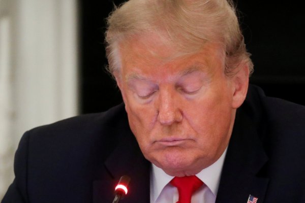 Fortuna de Trump cae y queda fuera de la lista Forbes de los 400 más ricos del mundo
