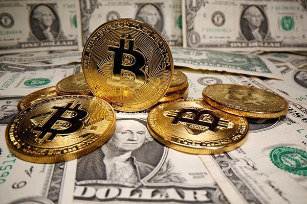 <p>Un mes después: el uso del Bitcoin en El Salvador crece pero los dolores de cabeza persisten</p>
