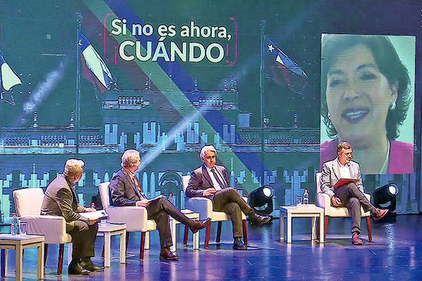 Presidenciables coinciden en que la paz social es necesaria para el desarrollo de las empresas
