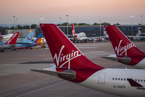 <p>Virgin Atlantic inicia la búsqueda de presidente antes de una posible OPI</p>
