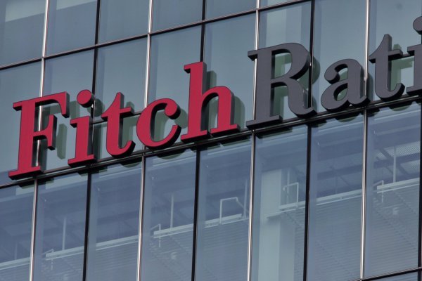 Fitch se suma a Moody's y recorta la calificación de deuda soberana de Perú a BBB
