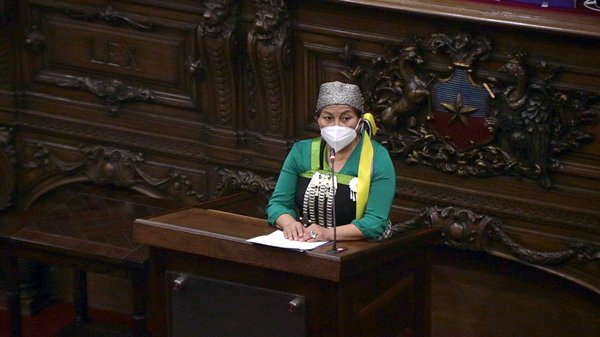 Convención pasa a fase de contenidos de nueva Constitución y Loncon llama a “sanar las cicatrices de Chile”