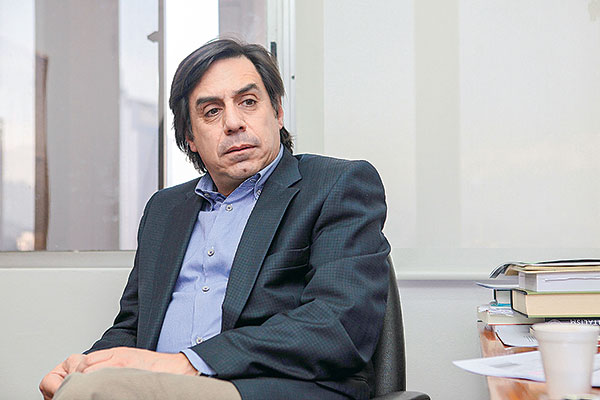 <p>Guillermo Larraín exsuperintendente de valores y seguros. Foto: Archivo</p>
