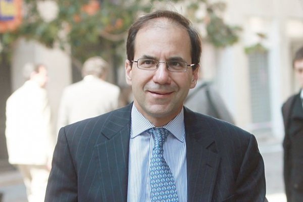 Abogado de aseguradoras advierte que parlamentarios que aprueben segundo adelanto de rentas vitalicias podrían ser demandados por sus efectos