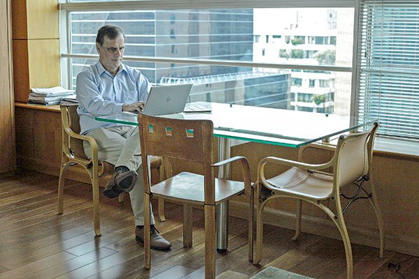 Fernando Matthews, gerente general de Empresas Banmédica: “Invertimos alrededor de US$ 100 millones para enfrentar la pandemia”