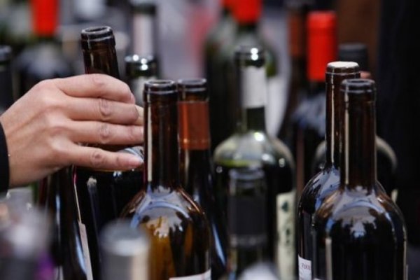 <p>Problemas logísticos no dan tregua y siguen afectando las exportaciones de vinos</p>